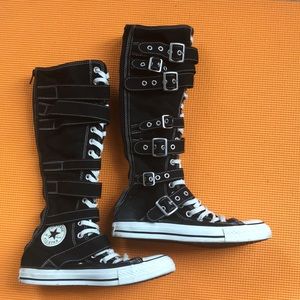 Converse Buckle Chucks